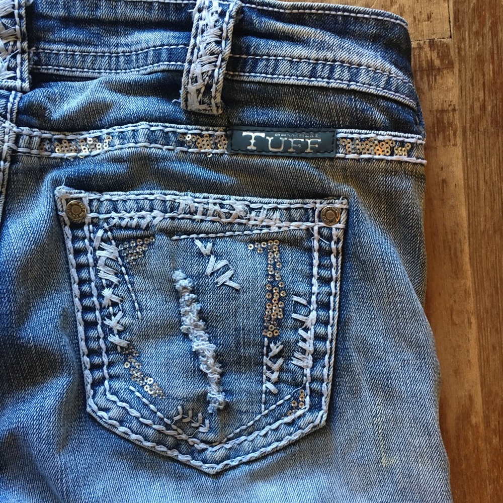 Cowgirl tuff jeans 28x 33 low rise long